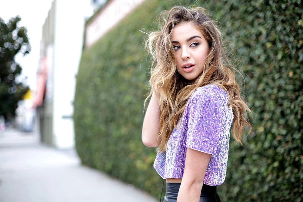 amn-girl-nadia-purp4.jpg