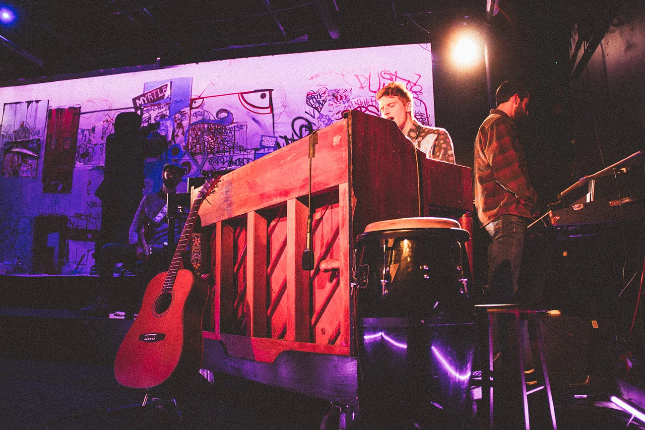 Original Song, "Peaches" performed on the piano / photo @Radio_Silence