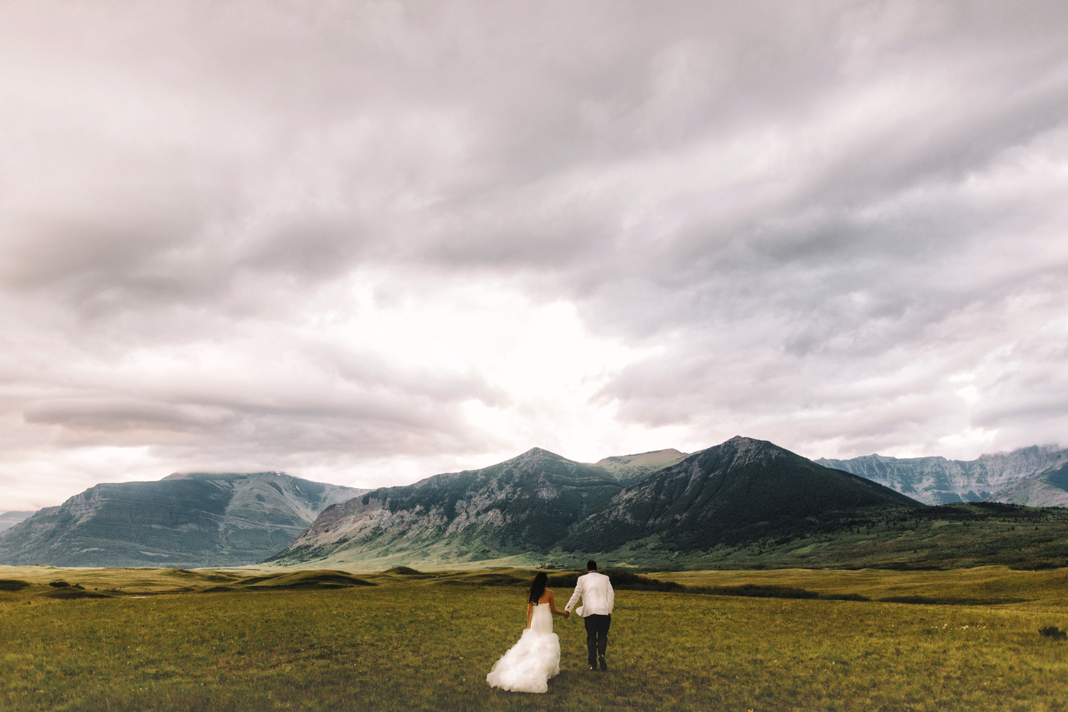 Waterton Wedding, Waterton Wedding Photography, Stormy Skies, Mountain Elopement, Alberta Mountain Elopement