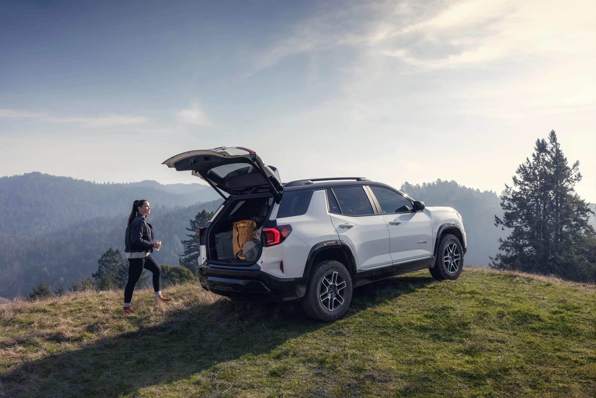 GMC-MY25-TERRAIN-AT4-DG-EXT-LIFESTYLE-TALENT_4994_V2 (1).jpg