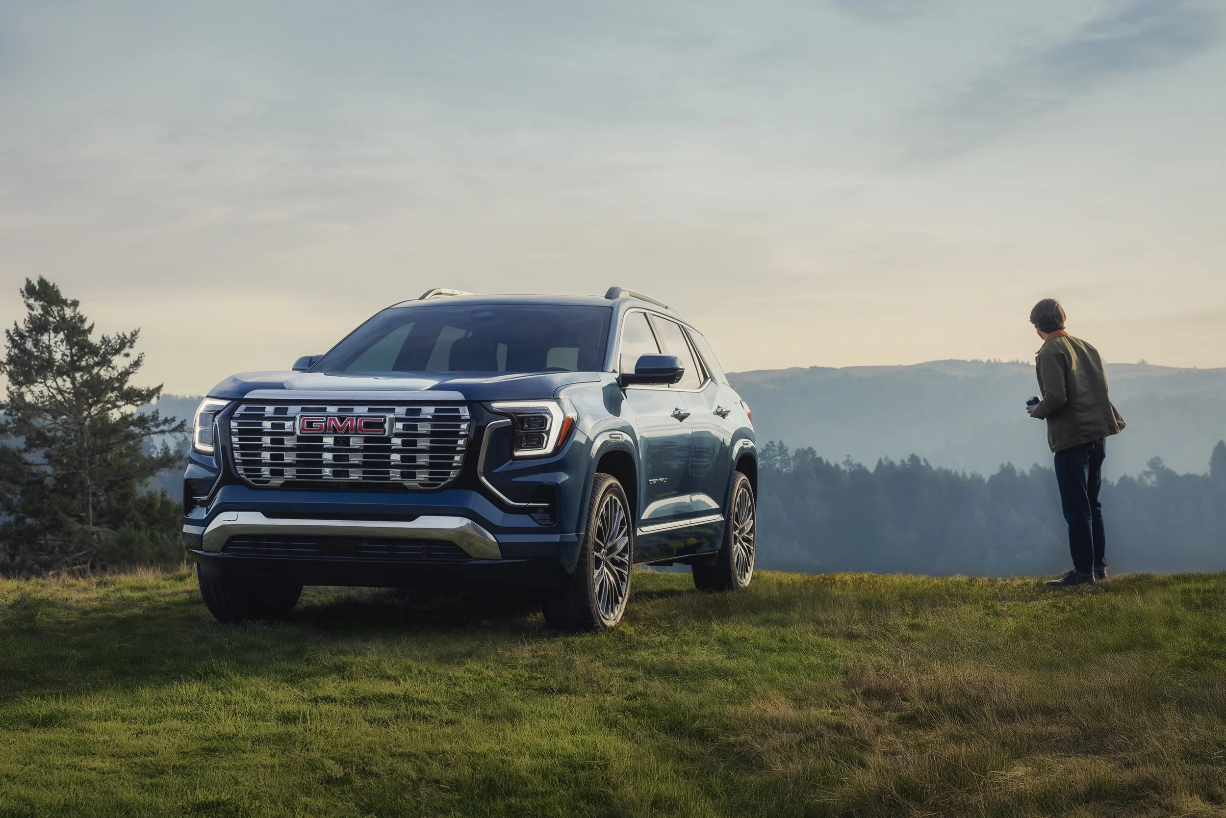 GMC-MY25-TERRAIN-DENALI-DG-EXT-LIFESTYLE-TALENT_6228_V2.jpg