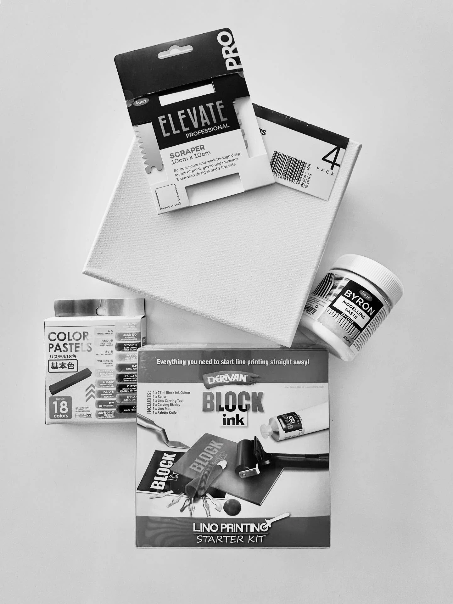 { A R T  F I X } Back to the drawing board! &hellip; Watch this space. 
.
.
.

#MaryRizzaCruzCreative
#artwork #art #creativity #visualart #creativity #thedesigntip #visualarchitects #createcommune #visualsgang #createexplore #artofvisuals #artfix #a