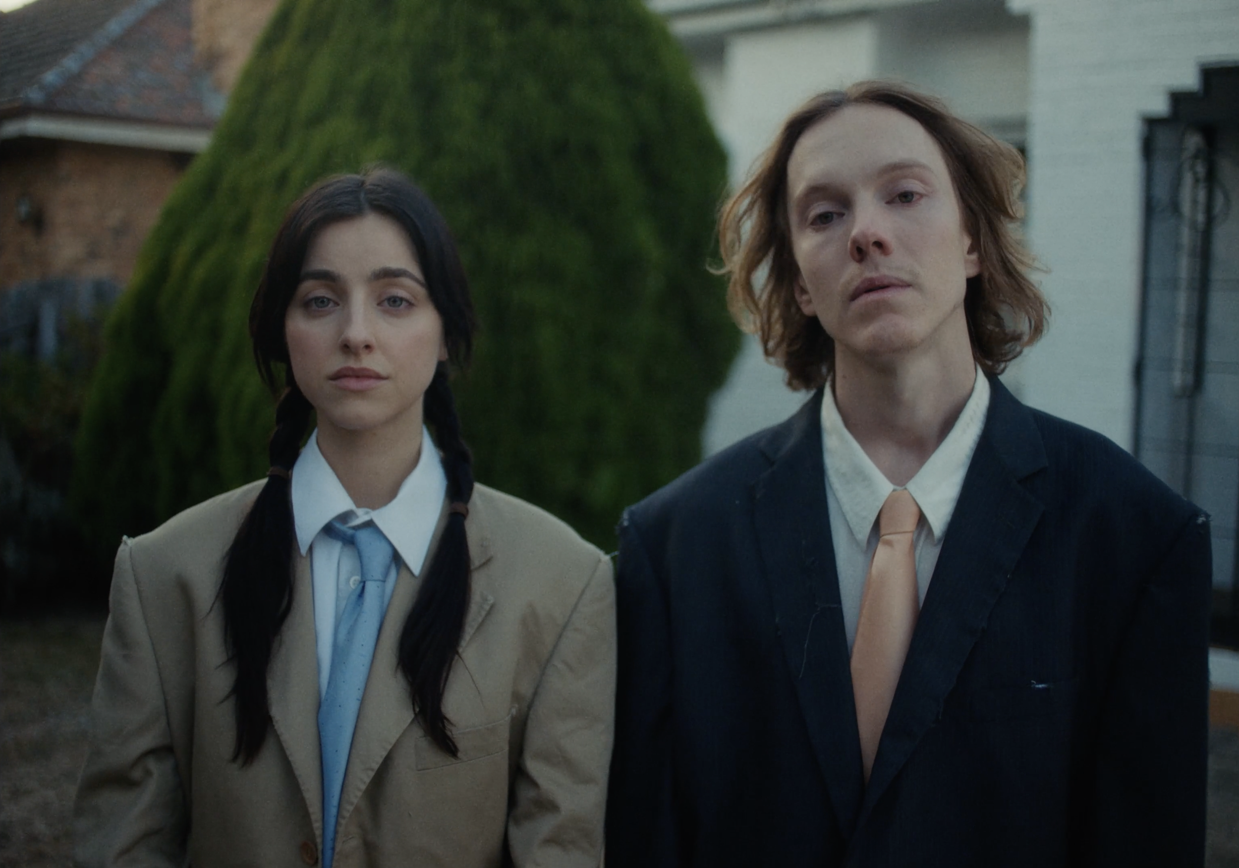 SIBLINGS_GRABS1.png