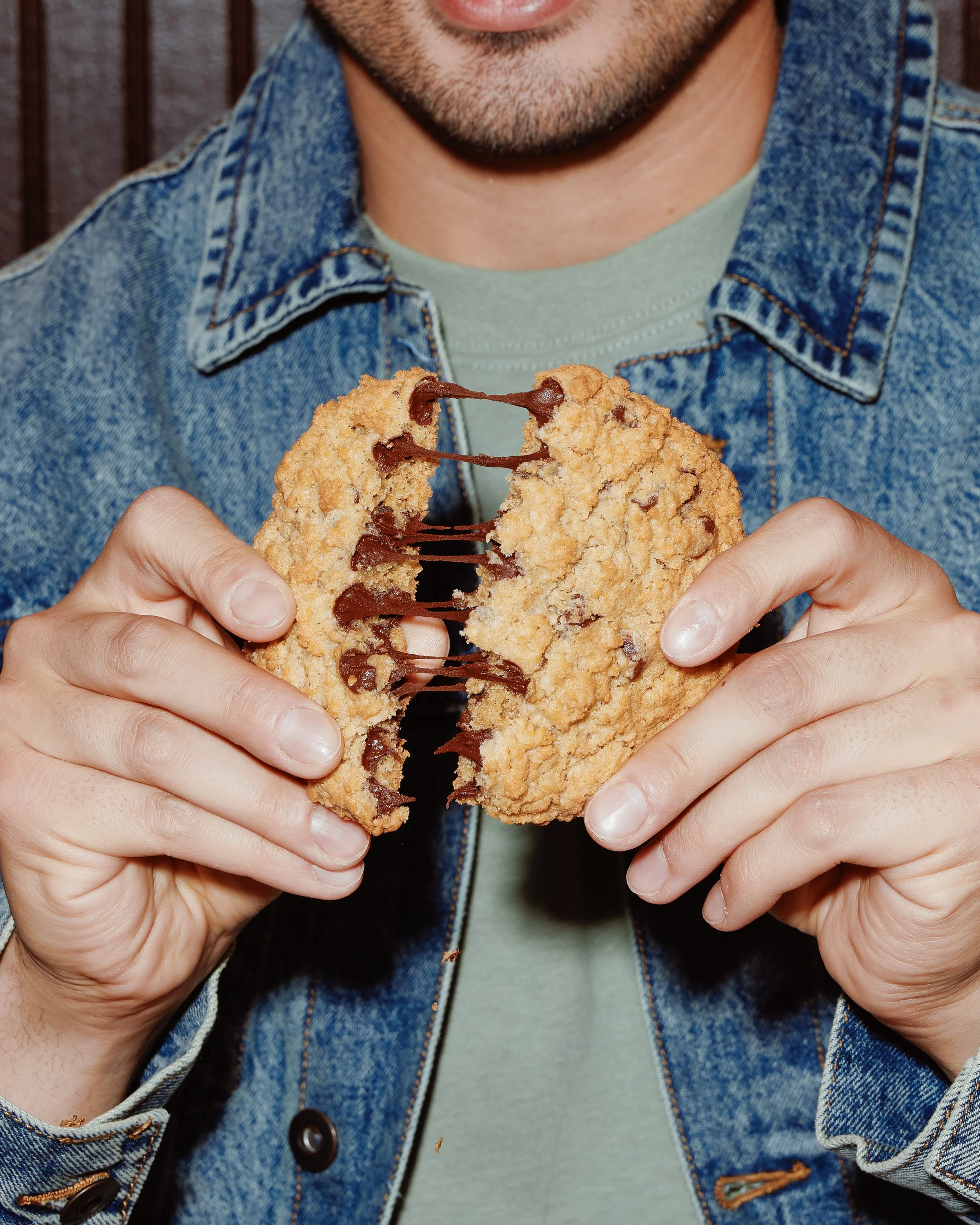 Potbellys_ProductLifestyle_OatmealChocChipCookies_1509_GIF2-2.jpg
