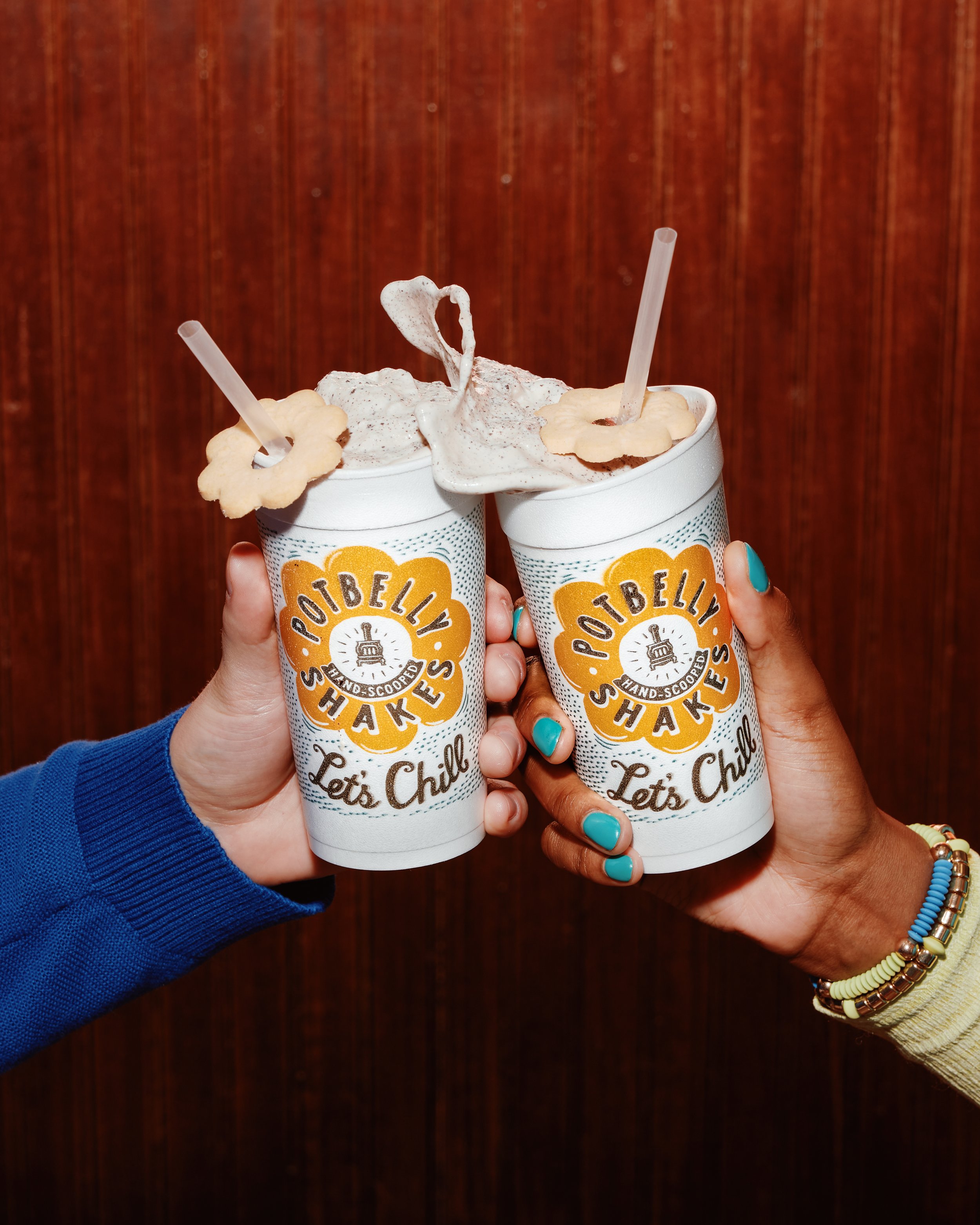 Potbellys_ProductLifestyle_OreoMilkshake_3415_GIF5.jpg