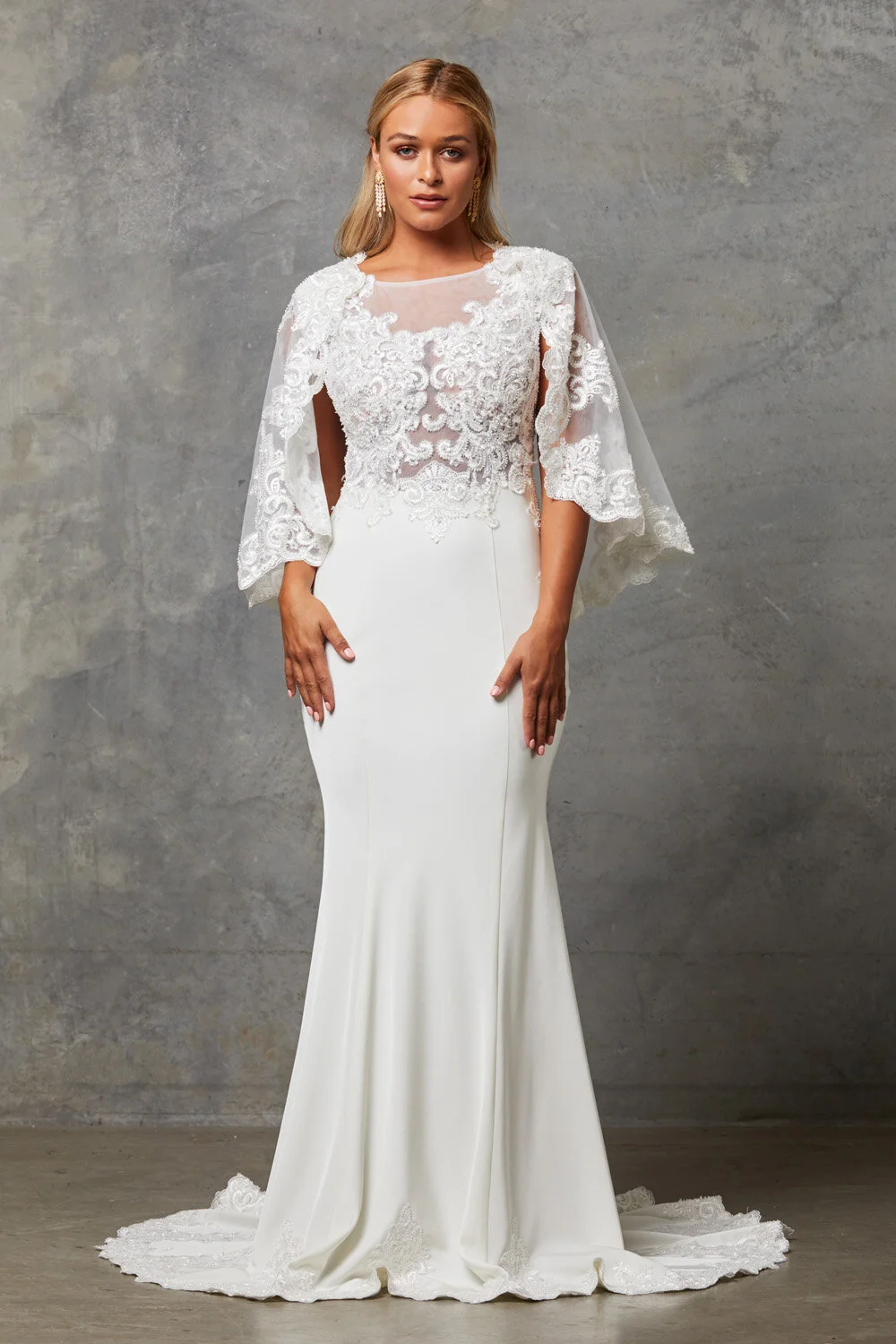 TC006-LORA-VINATGE WHITE-WITH CAPE.jpg