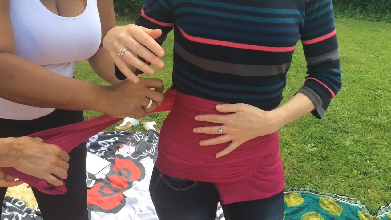 7-10 m fabric folded in two (in cotton) from hip to the lower rib - just after birth 