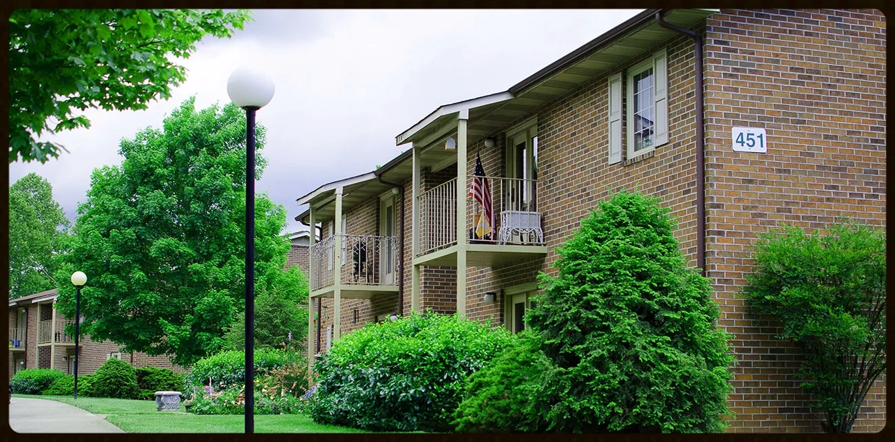 Kensington Forest Apartments Powell, TN — Emerald Housing Management