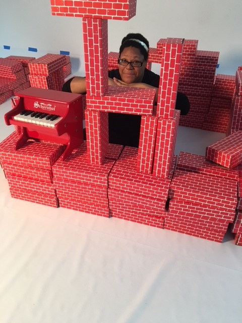 Elizabeth within the blocks