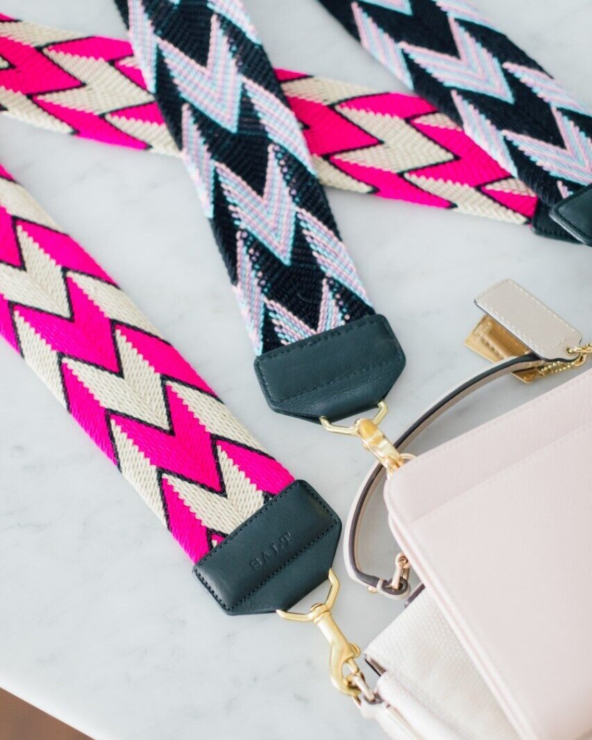 One purse, endless possibilities! Here are 7 stylish bag straps to clip on