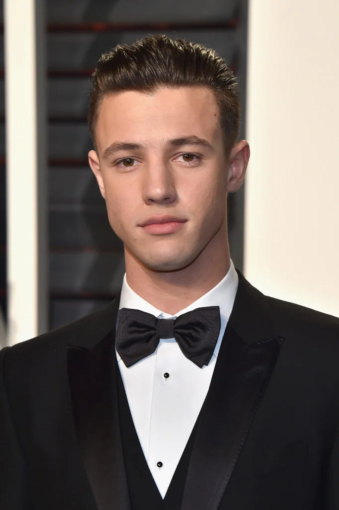 2017+Vanity+Fair+Oscar+Party+Hosted+Graydon+t2mvsFatDwbx-1.jpg
