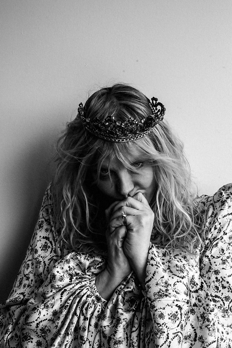 COURTNEY LOVE