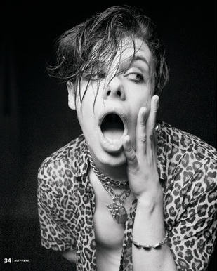 369-YUNGBLUD3.jpeg