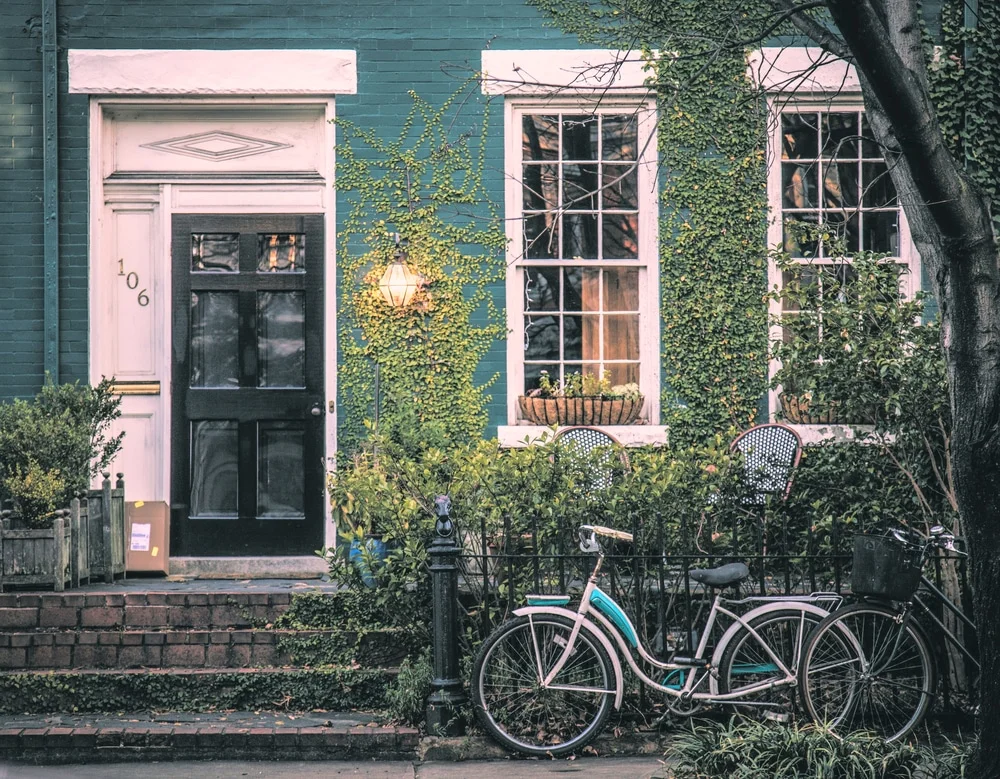 photo-1451934403379-ffeff84932da 2.jpeg