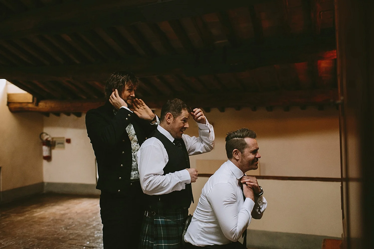 15-19-48-8237-Lynne&Al_wedding photographers london.jpg