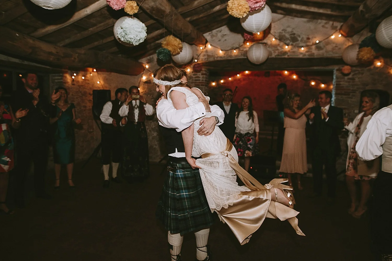 22-31-38-1510-Lynne&Al_wedding photographers london.jpg