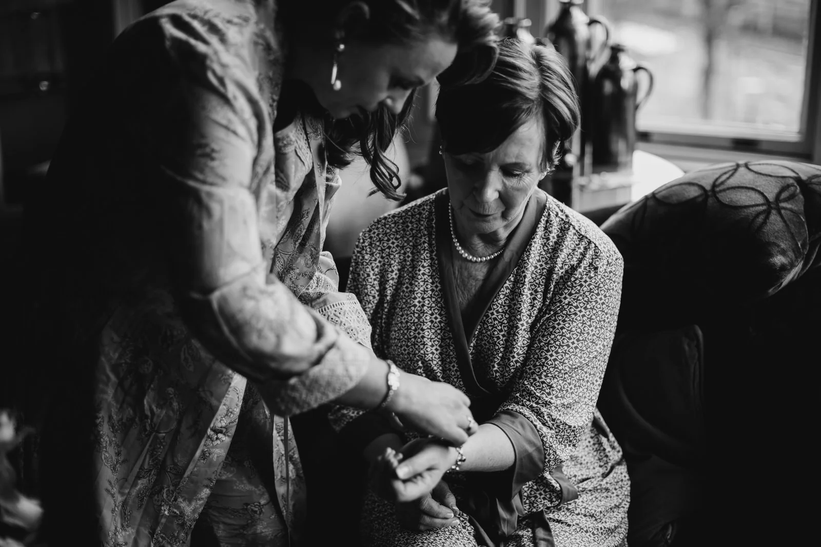 london wedding photographers-13-49-15-0.jpg