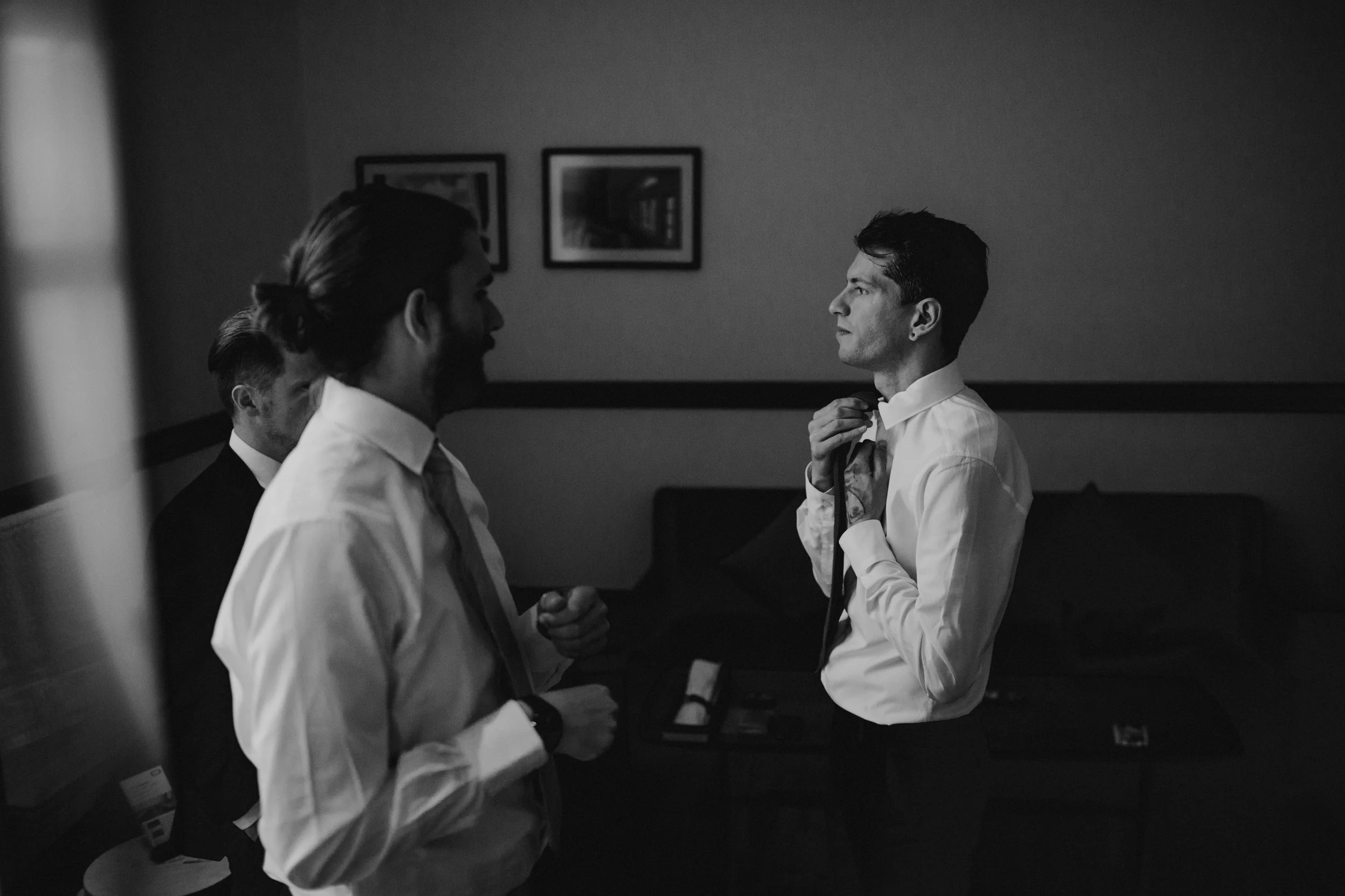 Town -Ha-ll Hotel Wedding London12-37-46-920A6210-A+W.jpg