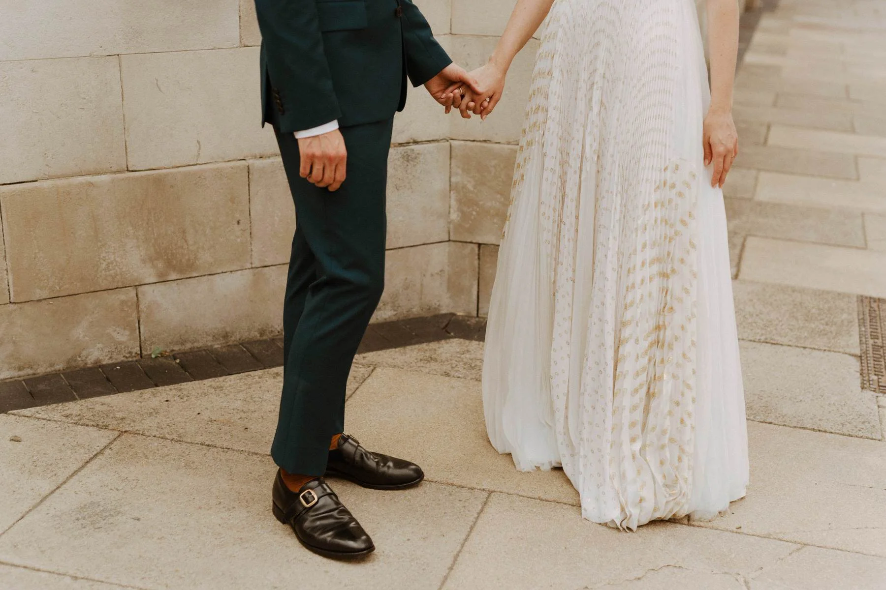hackney town hall wedding london 094.jpg