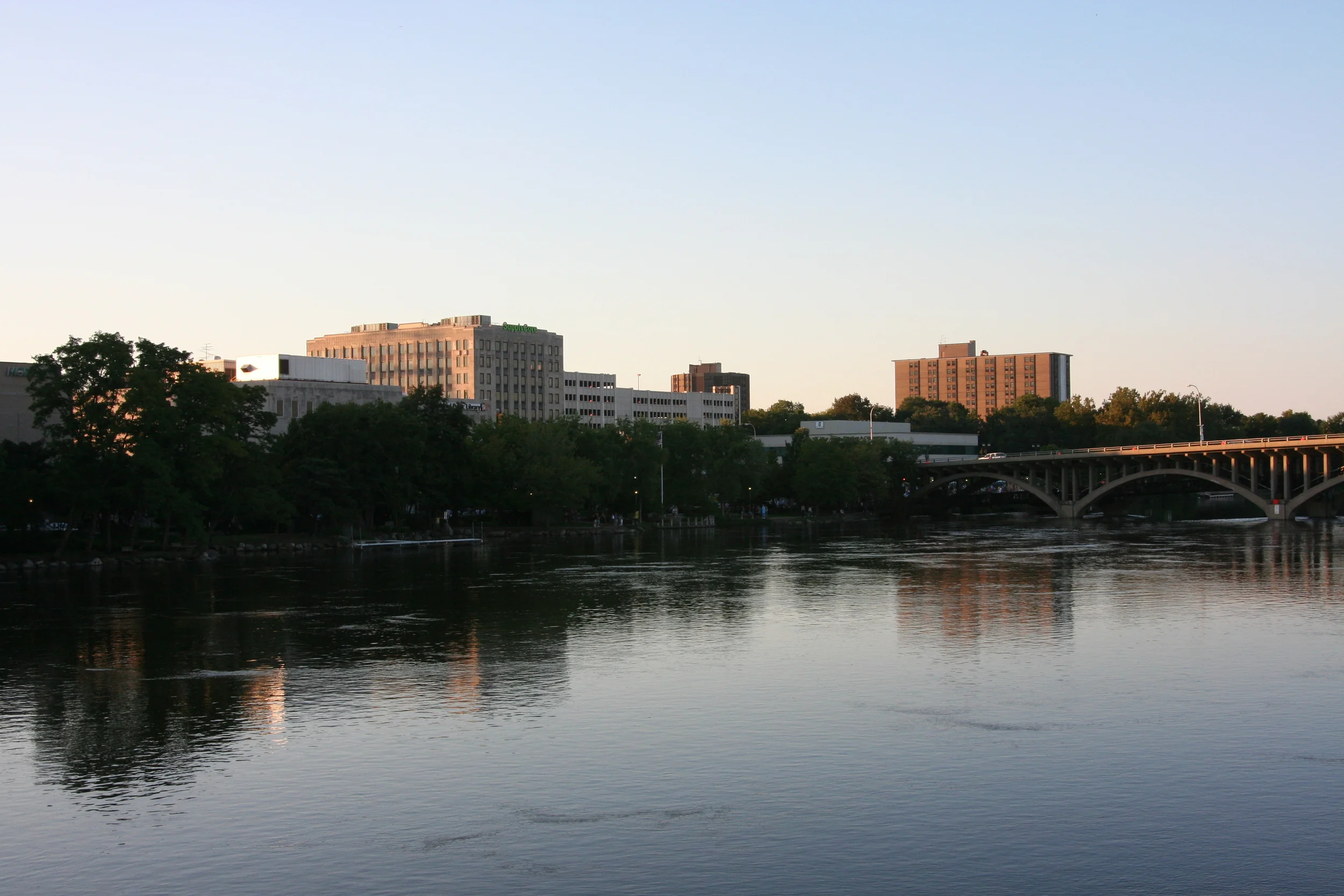Rockford_IL_Downtown_02.jpg
