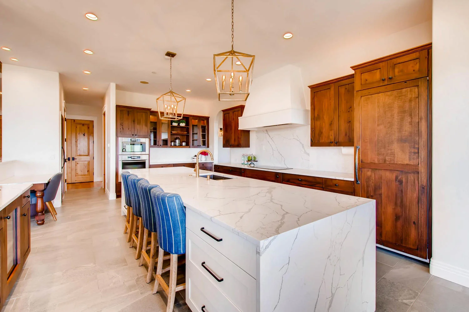 8446 Valmont Rd Boulder CO-large-013-21-Kitchen-1500x1000-72dpi.jpg