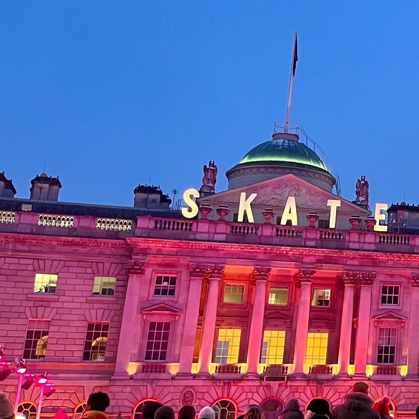Thank you Somerset House for a magical Christmas party. Ice skating, mulled wine, hot chocolate, a beautiful location and great company - we even had snow - what more could you ask for?

#christmastree #christmas #christmasparty #iceskating #snow #lo
