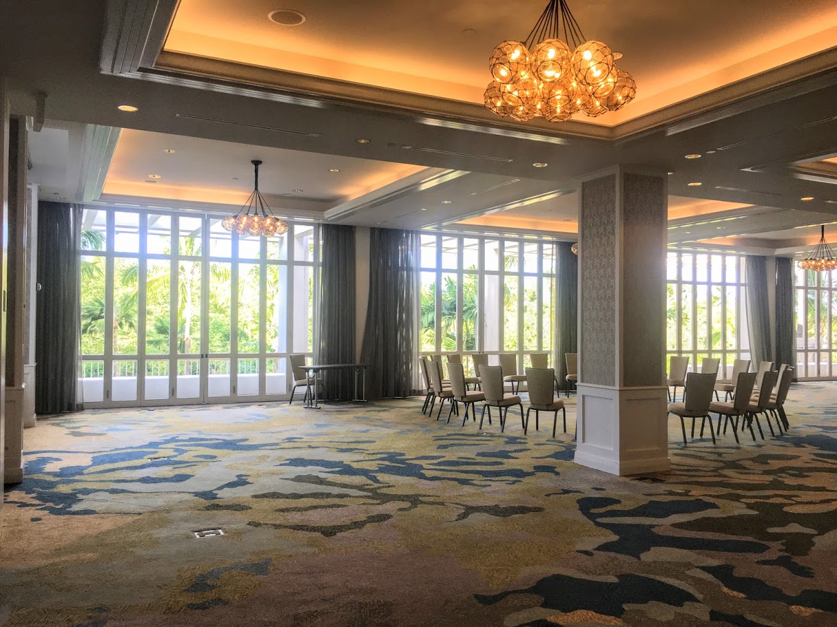 The Malolo room is the perfect space to have an indoor reception for larger parties. 