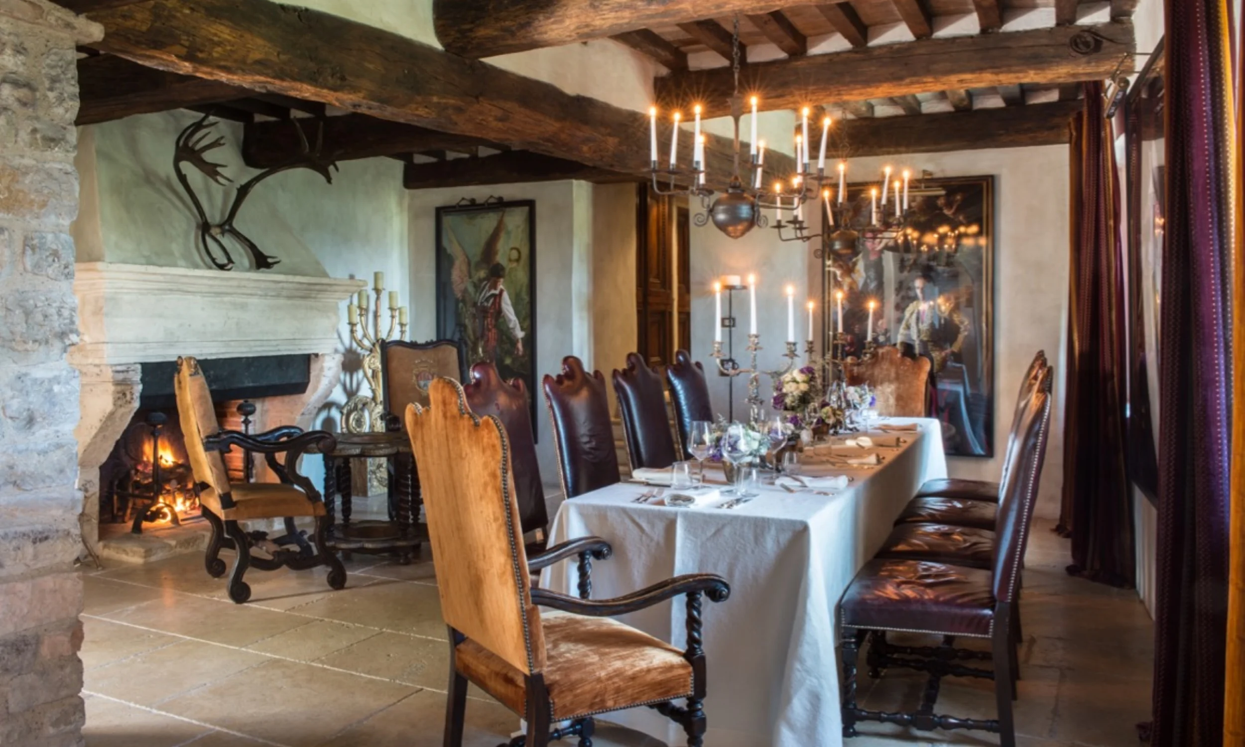 DiningRoom-01.jpg