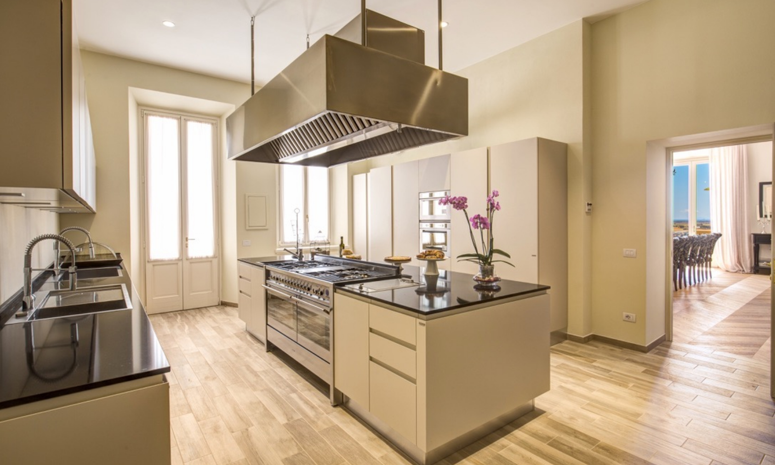 Kitchen-01.jpg