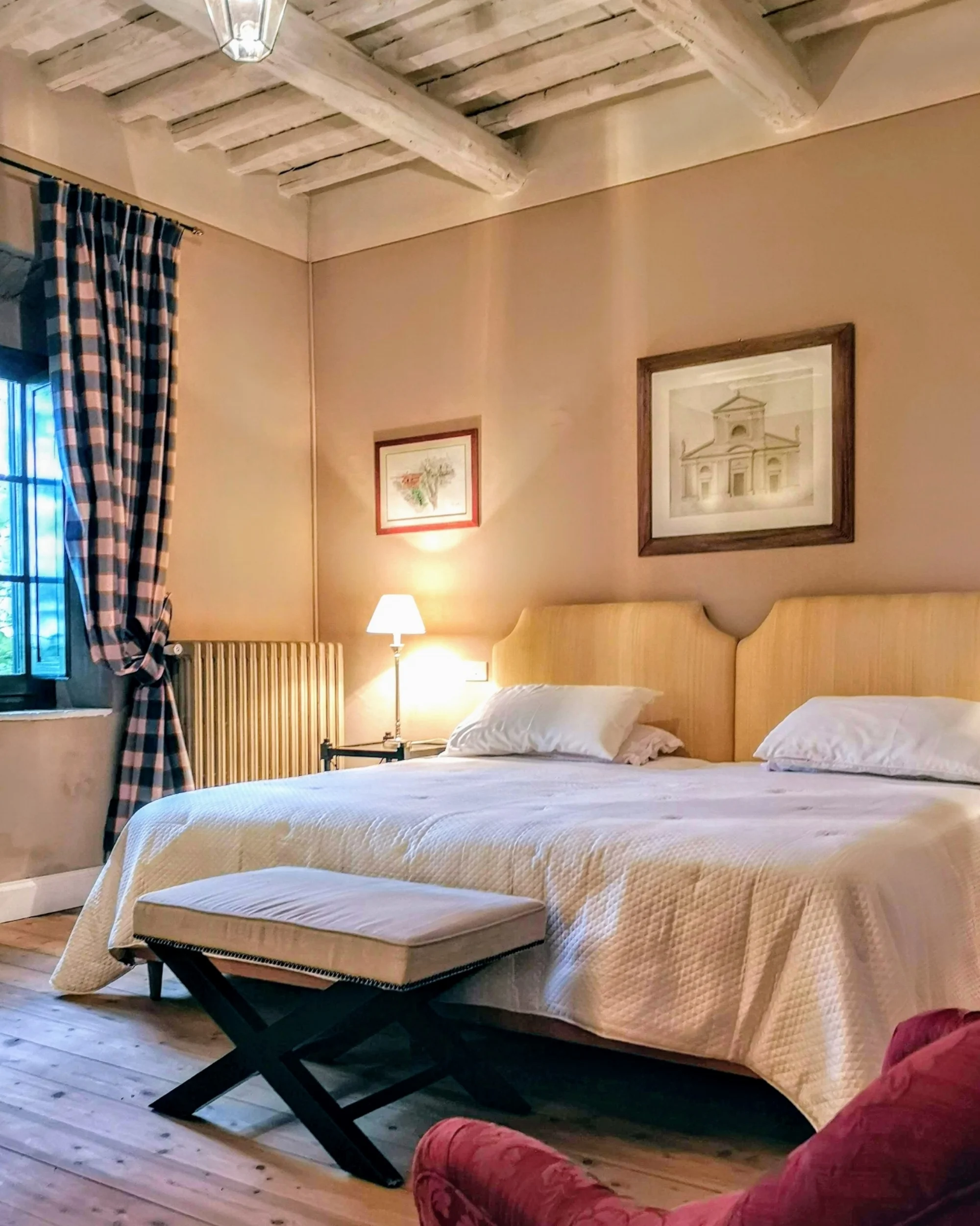 BrownBedroom-03.jpg