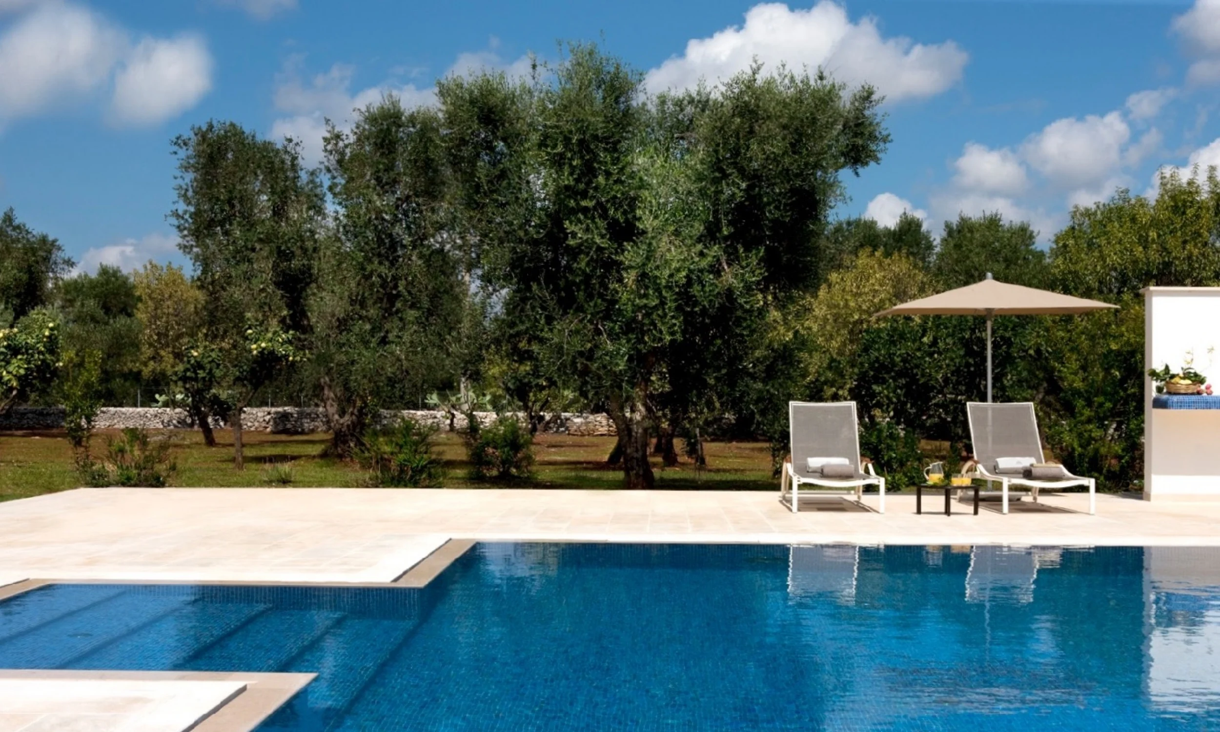 SwimmingPool_F3I5961 copia.jpg