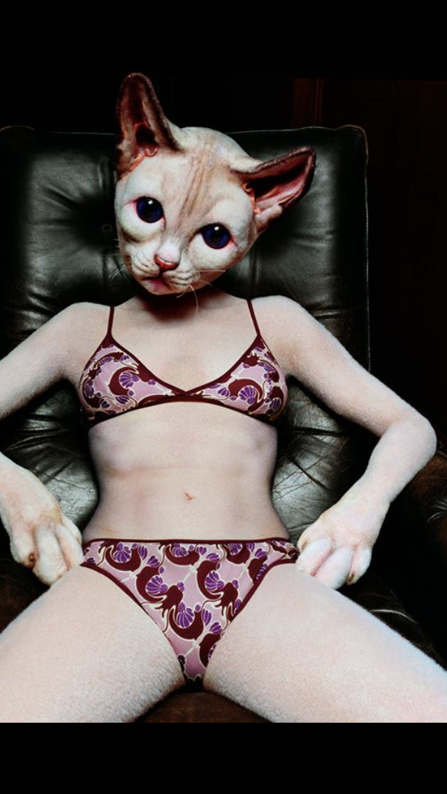 Everyone Loves Mona Nuñez T-Shirts