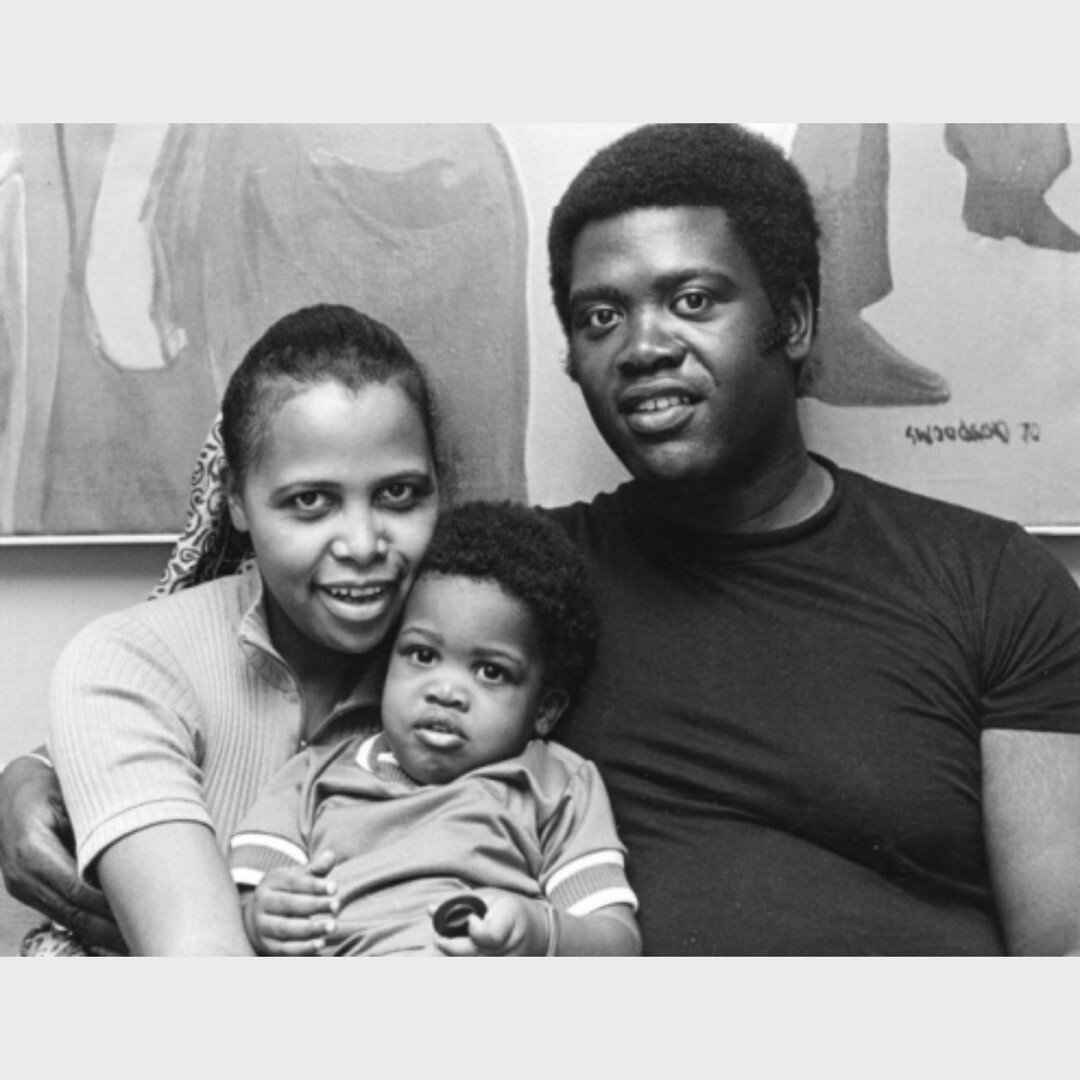 Shirley Woodson (1936&ndash;) is a Detroit-based visual artist known for her figurative painting and collage works. In the 1960s and 70s, Woodson worked with Dudley Randall and his Broadside Press to create book covers and poetry broadsides for the c