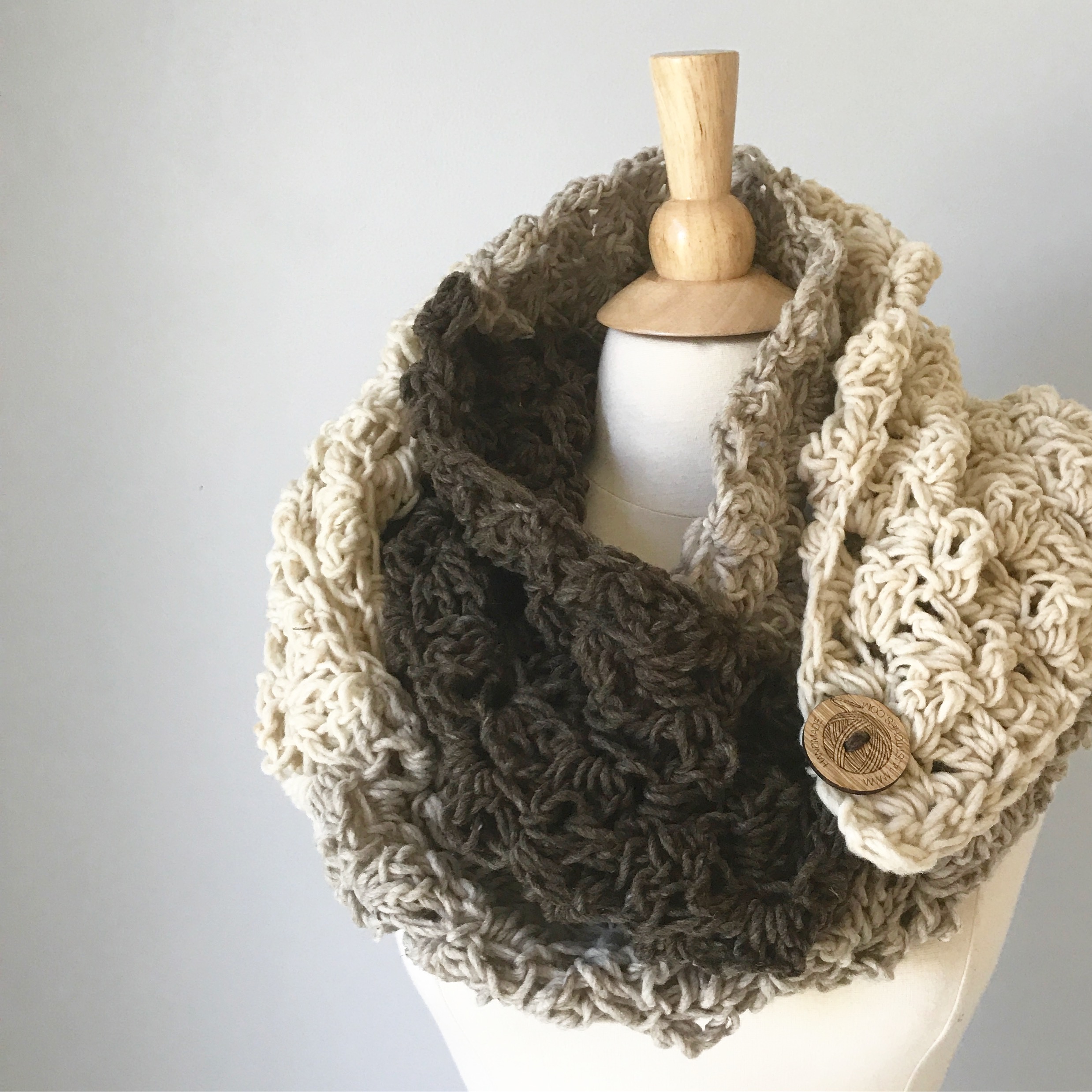 Kensigton_brooklyn_Tweed_Crochet_Extra_Long_Scarf_18.jpg