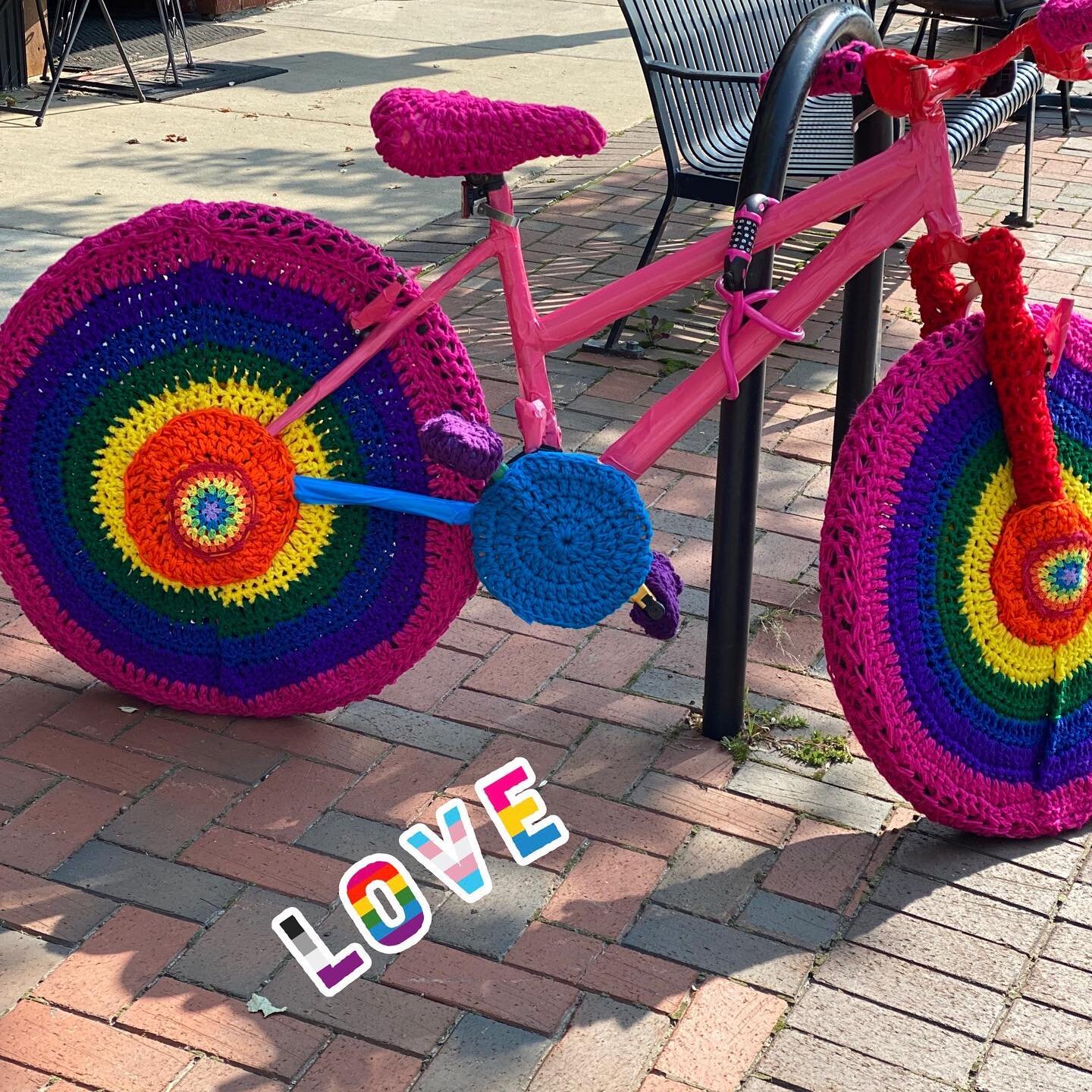 I did a thing.

Pride Bike I made and installed downtown.

#stitchandhustle #pridemonth #loveislove #liveyourlife #crochetbike #yarnbombing #crochet #art