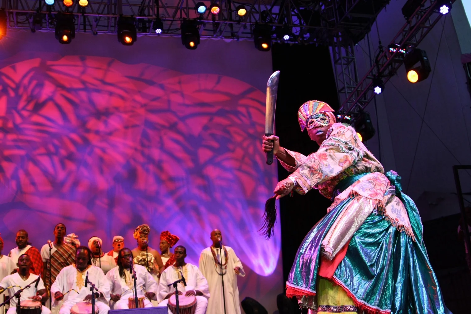 Teaching Living Cultures Program of the Caribbean Cultural Center