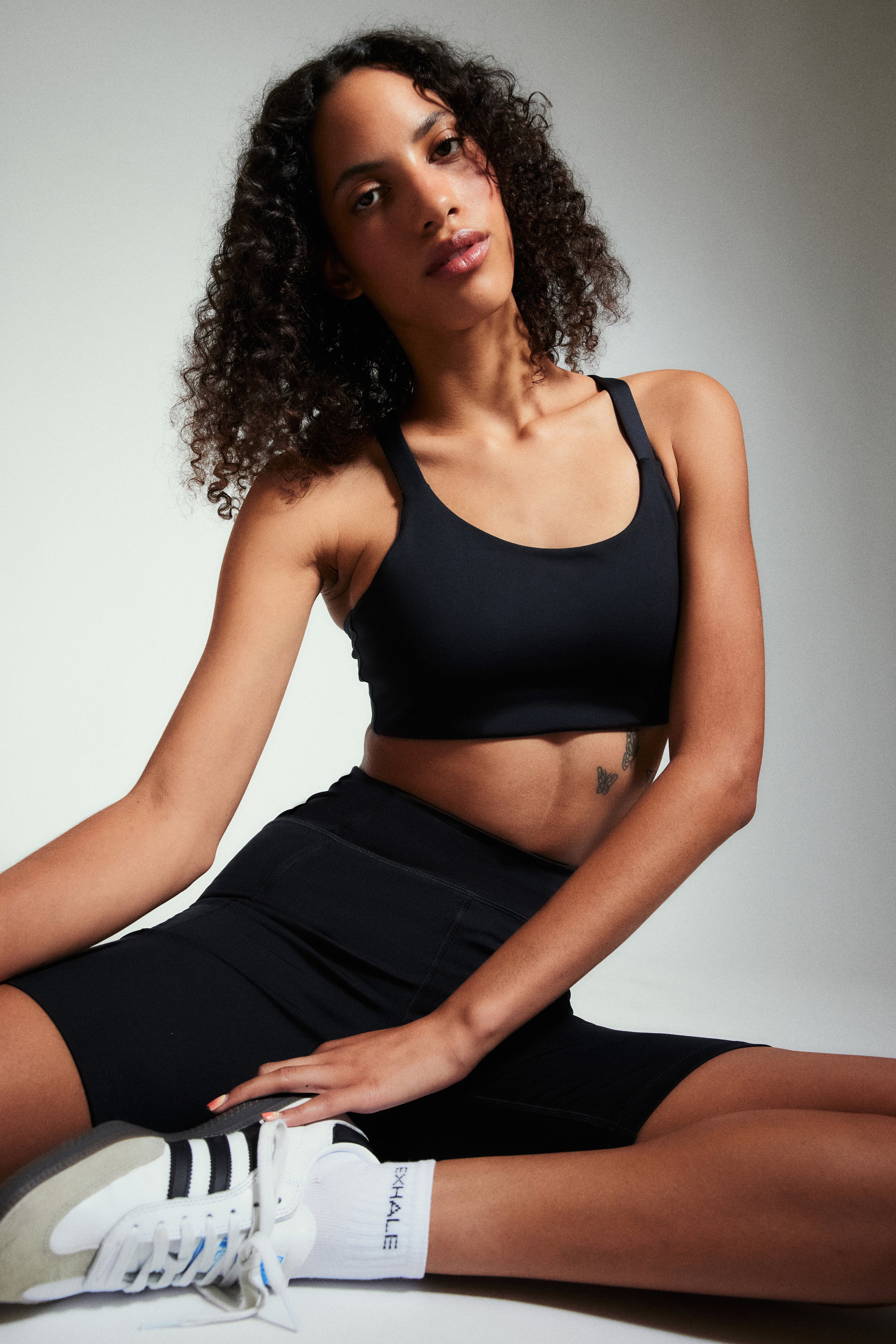 BLACK compressive (1).jpg