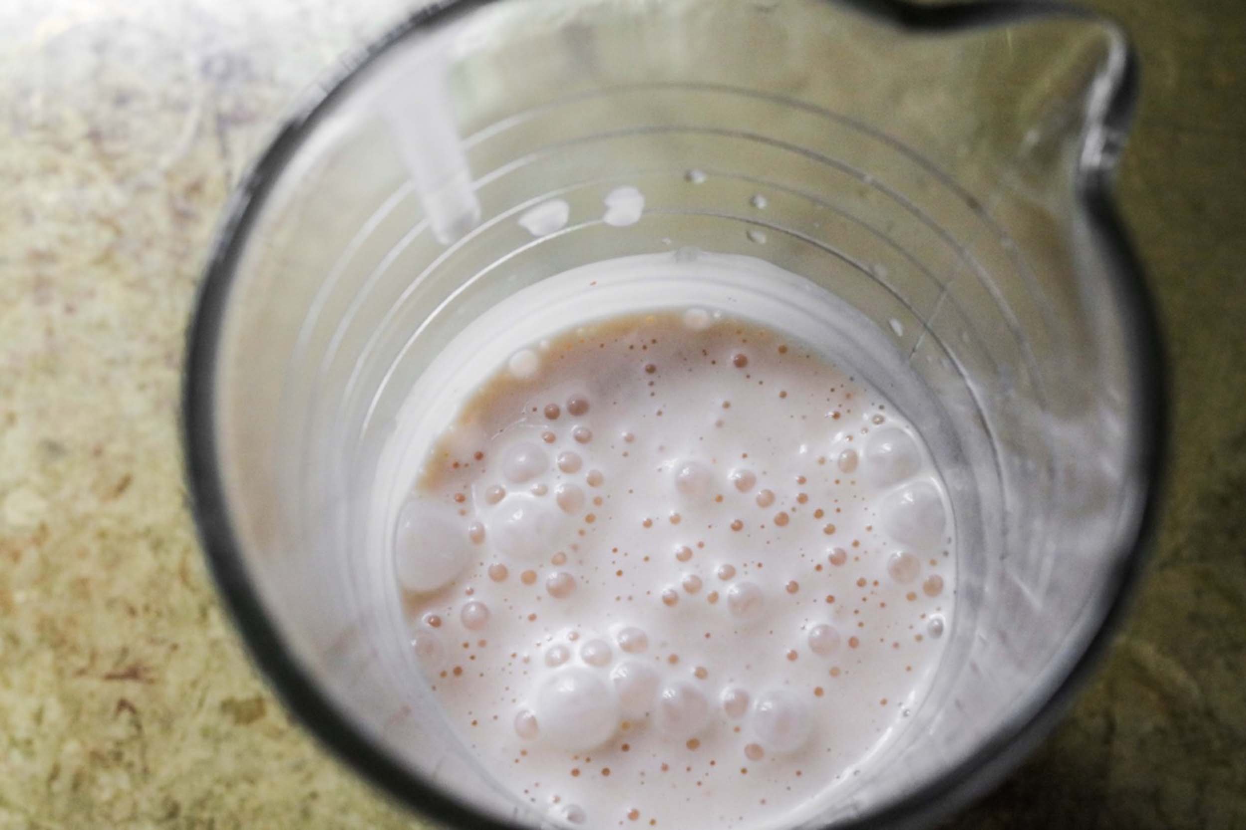 Aquafaba Sriracha Mayo