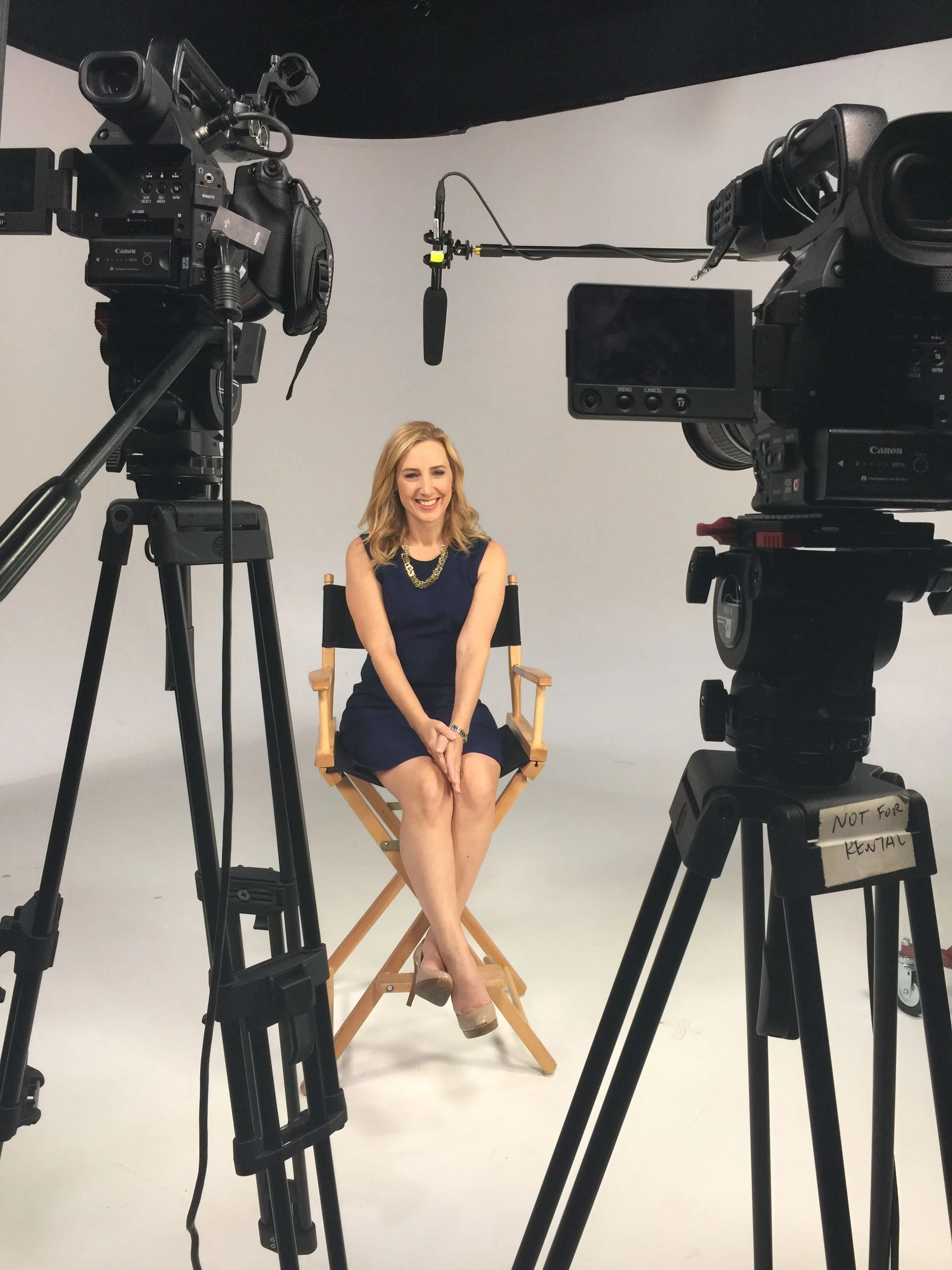 bobbi_navy_dress_moneymagshoot.jpeg
