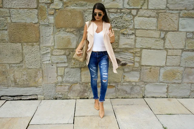 RIPPED DENIM &amp; PRETTY NEUTRALS 