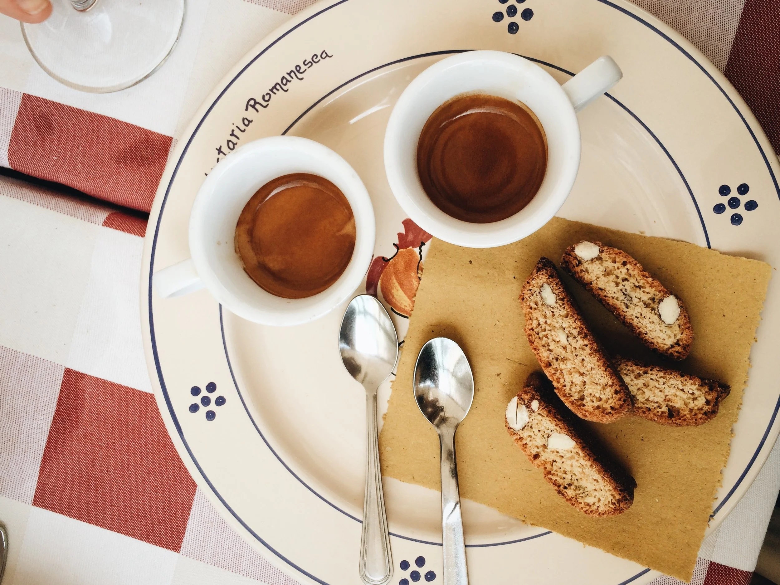 Due caffe' after lunch at Trattoria Romanesca, Campo de Fiori, Rome| ©DivoraRoma.com by ©MoscaStudio.com