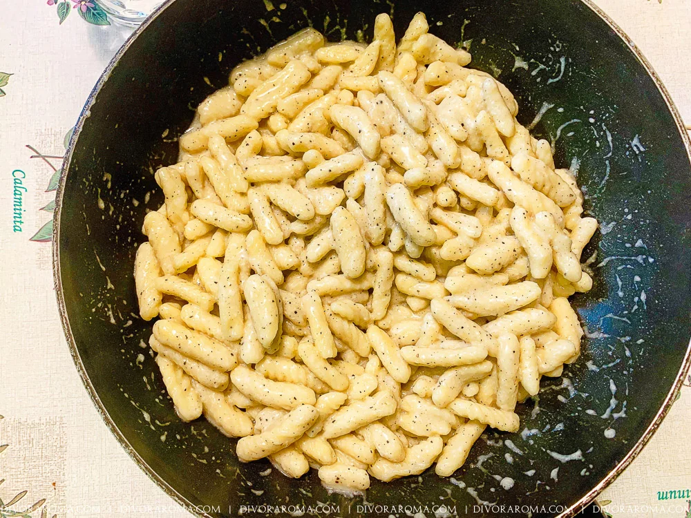 http://DivoraRoma.com - An All-inclusive Culinary Voyage Through