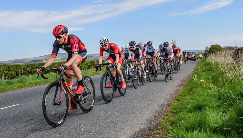 In third wheel at the 2016 West Pennine Road Race.