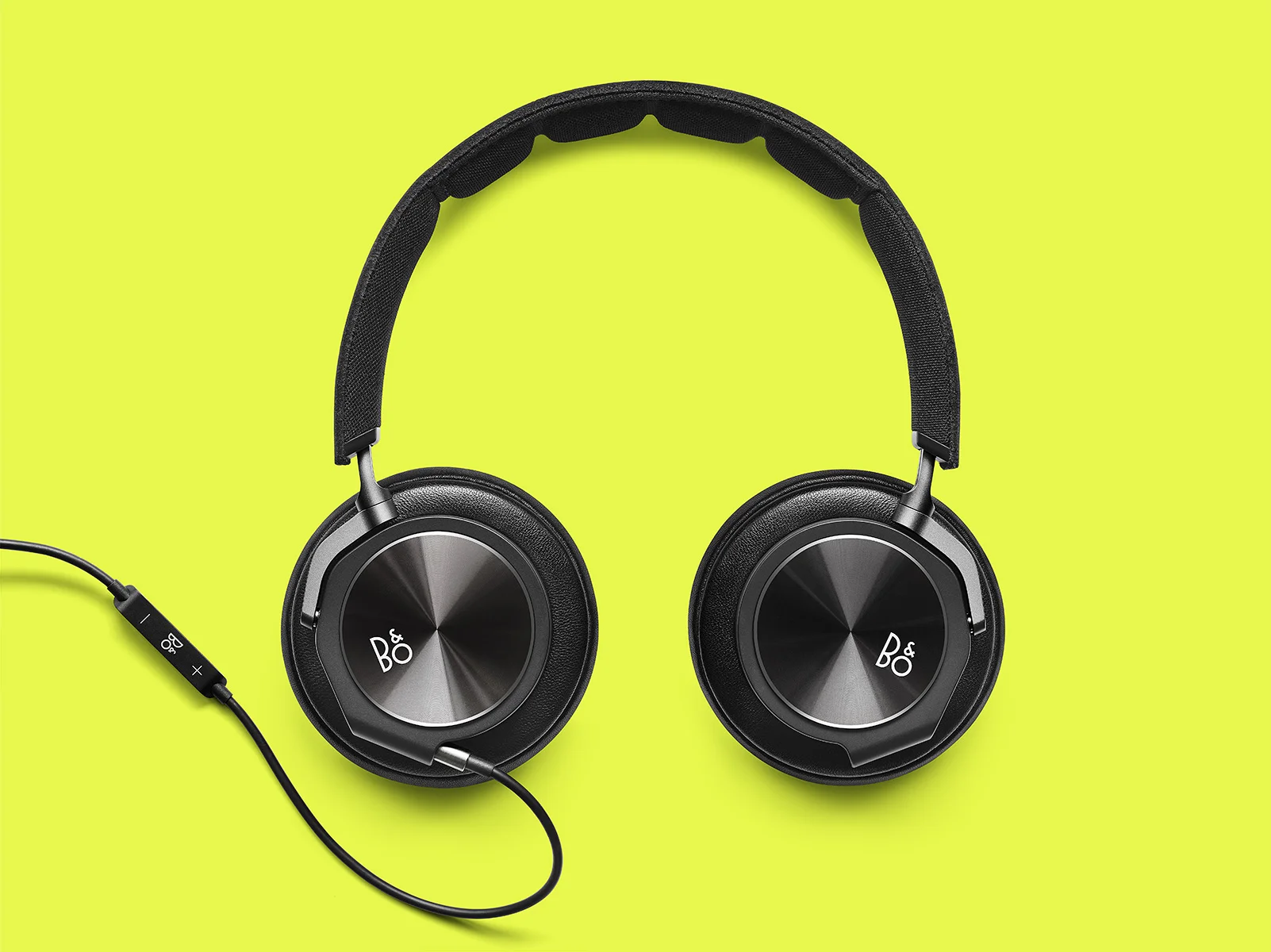 mittelpunkt-manuel-stilllife-boheadphones-01.jpg
