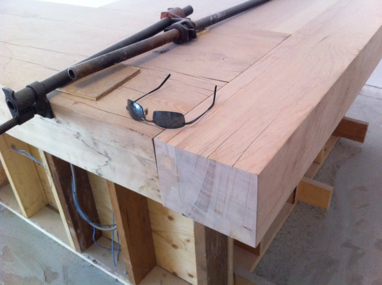  Bar top construction detail. 