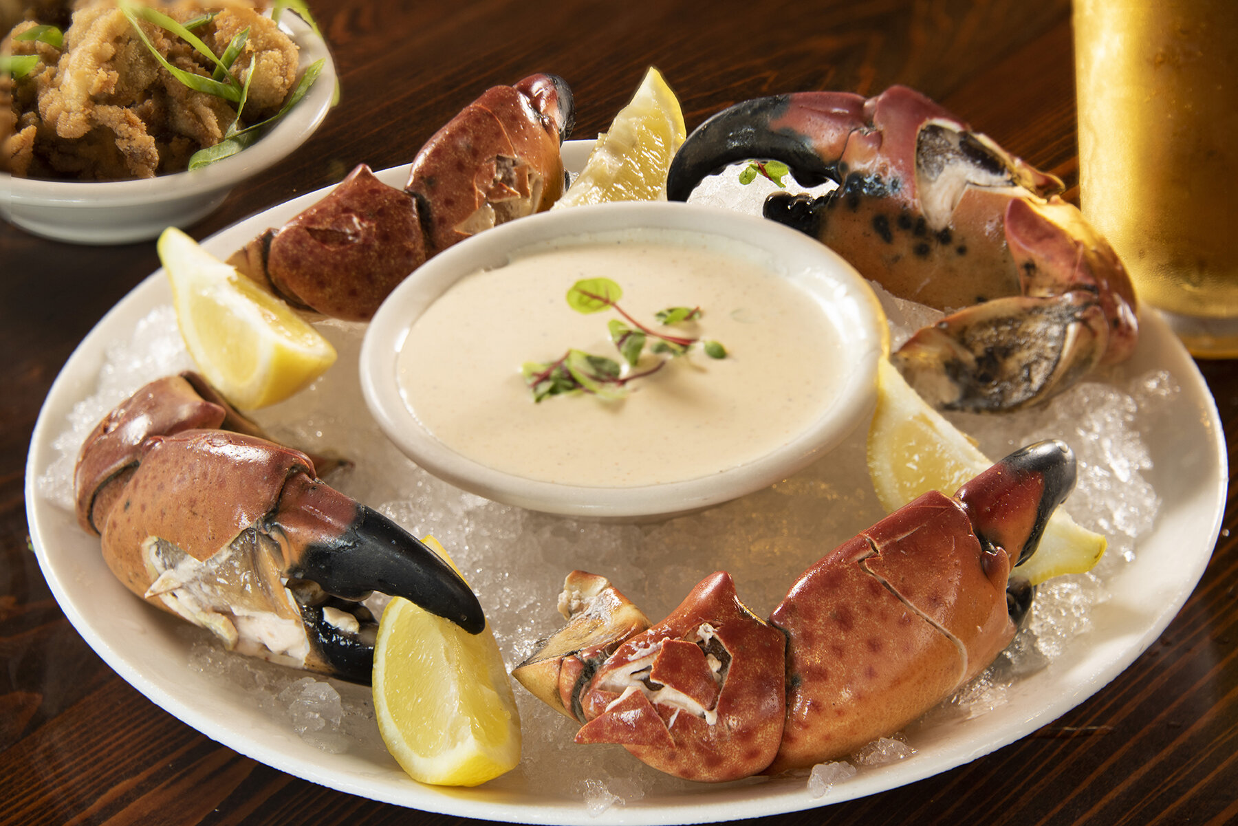 HUDSONS SEAFOOD HOUSE ON THE DOCKS - CLICK TO READ