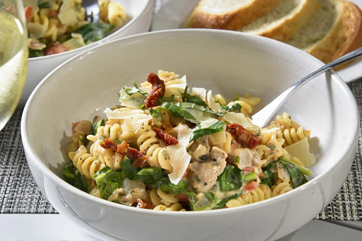 CREAMY TUSCAN CHICKEN PASTA