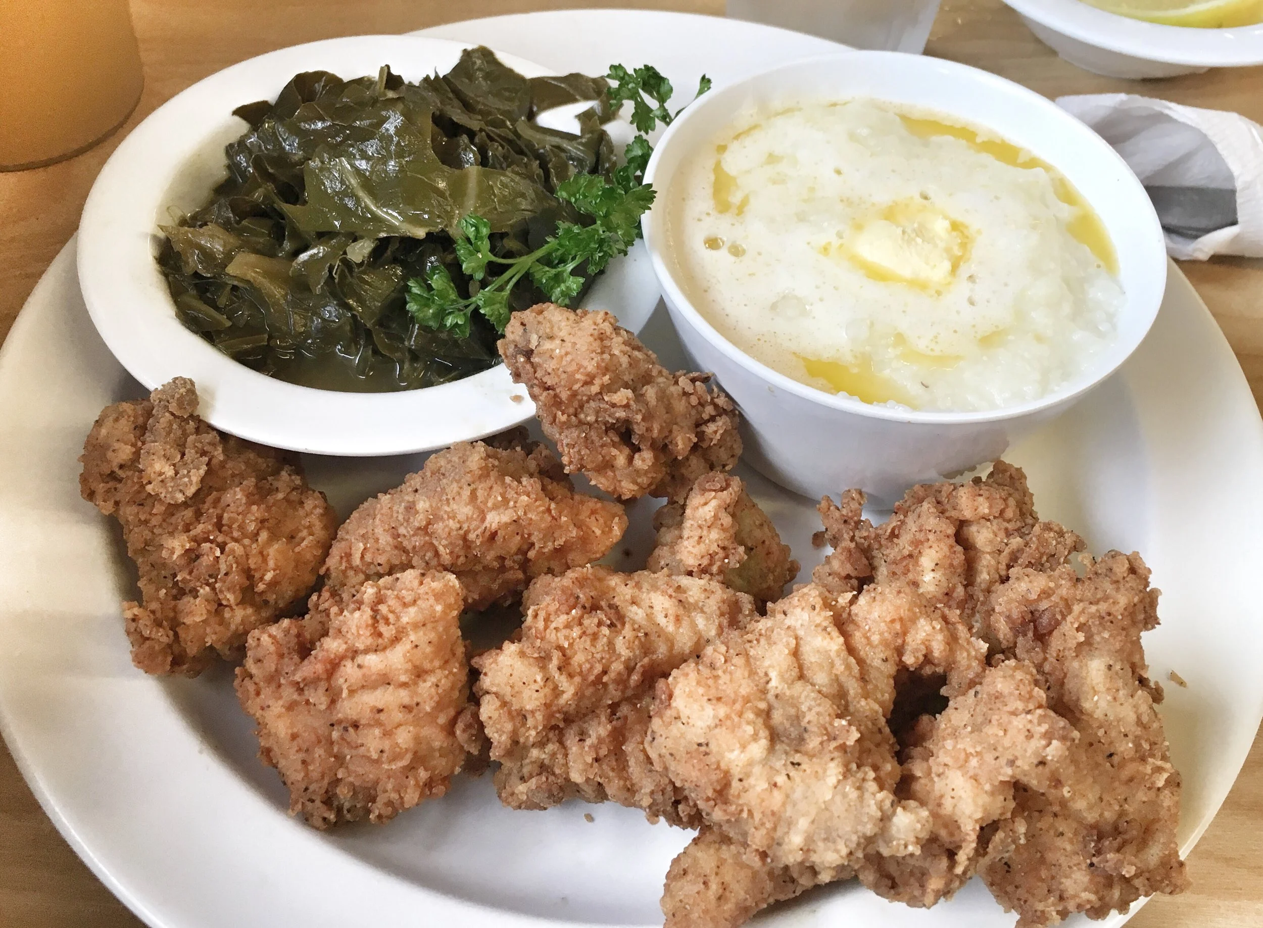 Fish, Grits & Collard Greens @TheServingSpoon L.A. on Centinella