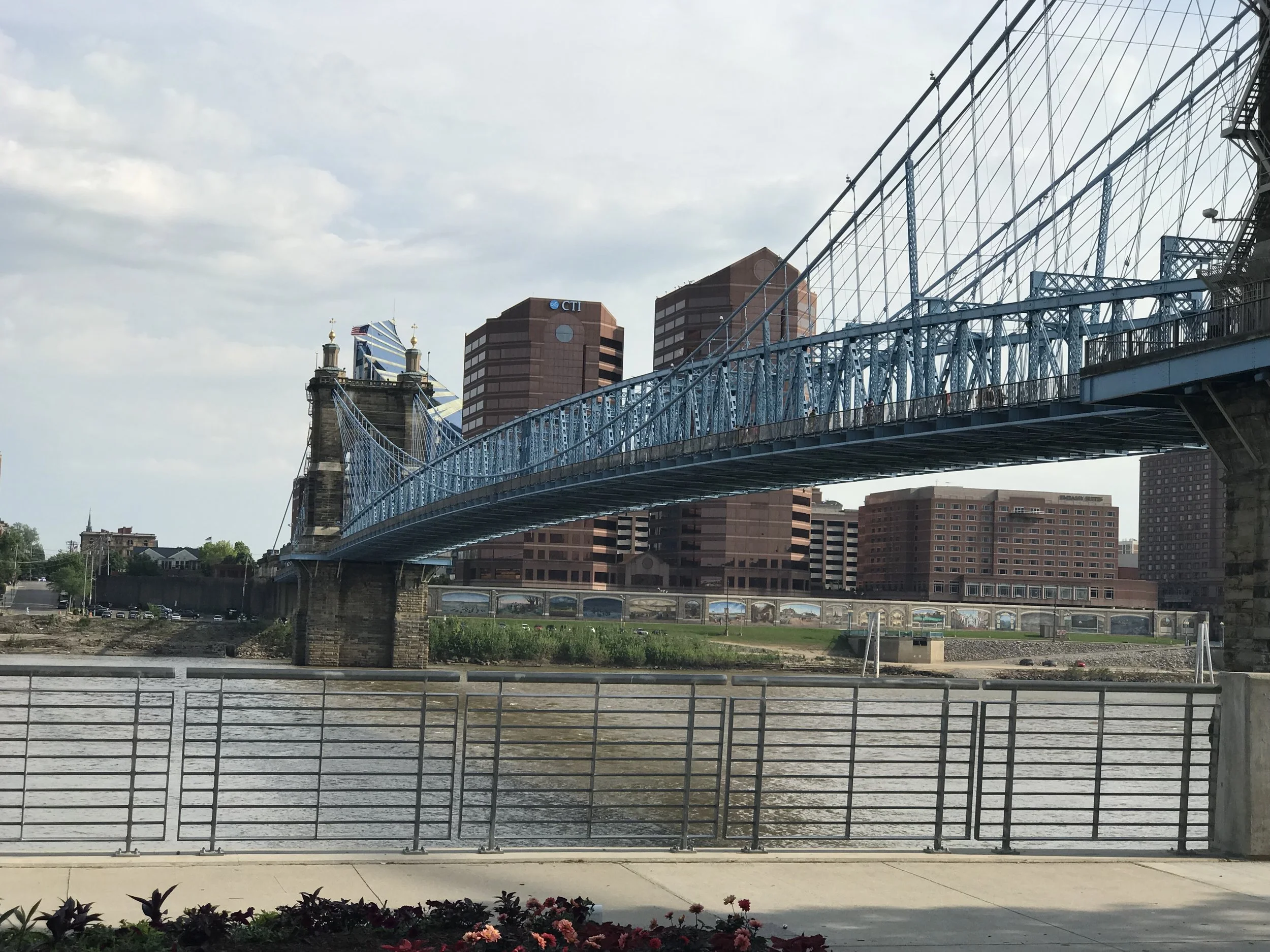 A view of the Roebling Suspension Bridge in Cincinnati which links Ohio to Kentucky. Constructed in 1856, The Roebling Bridge was used as a model for the Brooklyn Bridge in New York. Bridge is for both a vehicles & pedestrians and can be accessed at Smale River Front Park. 