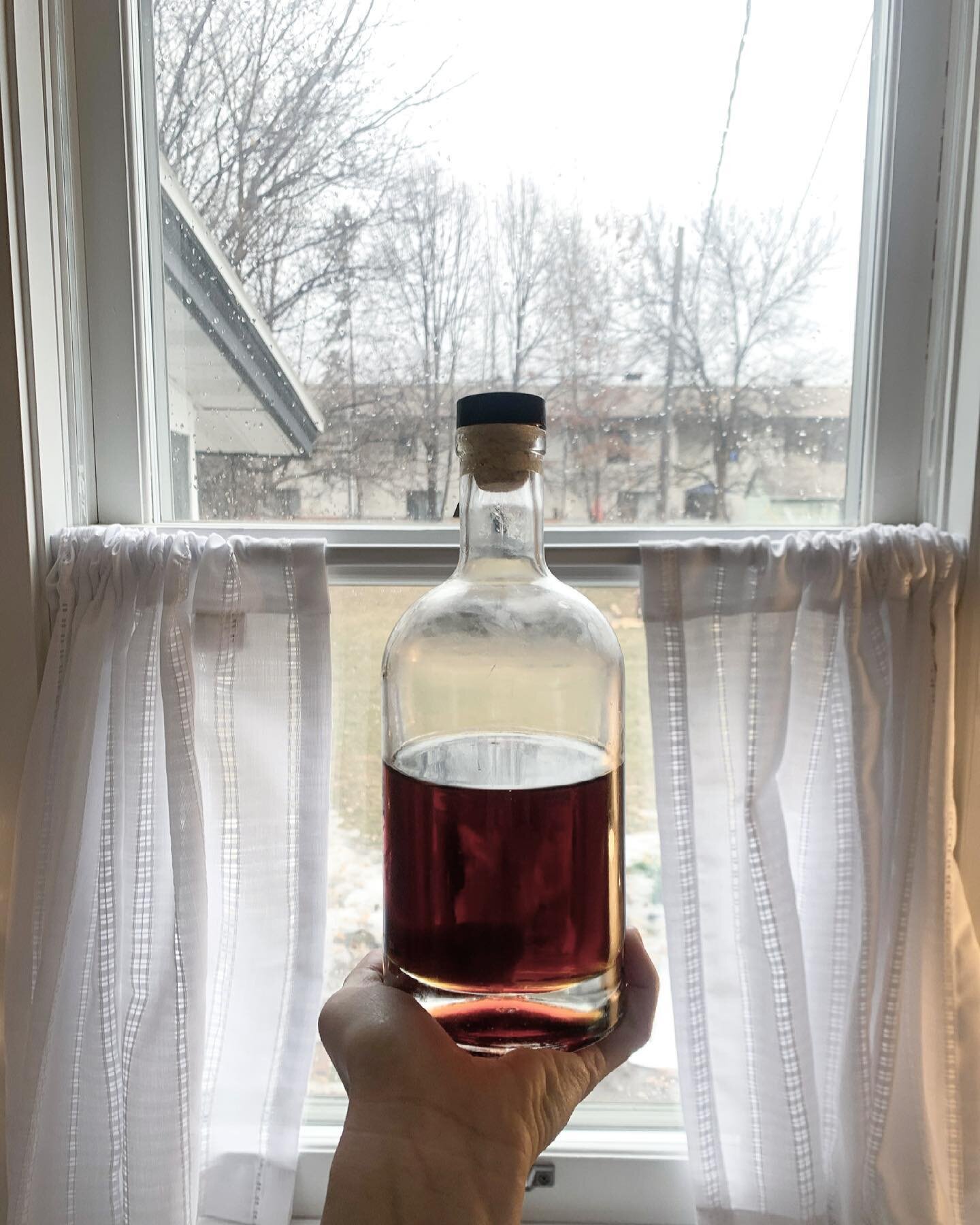 Our first bit of maple syrup! After hours and hours of boiling and straining gallons of sap, our house was full of a rather incredible maple scent, and we got our inaugural bottle. 🍁